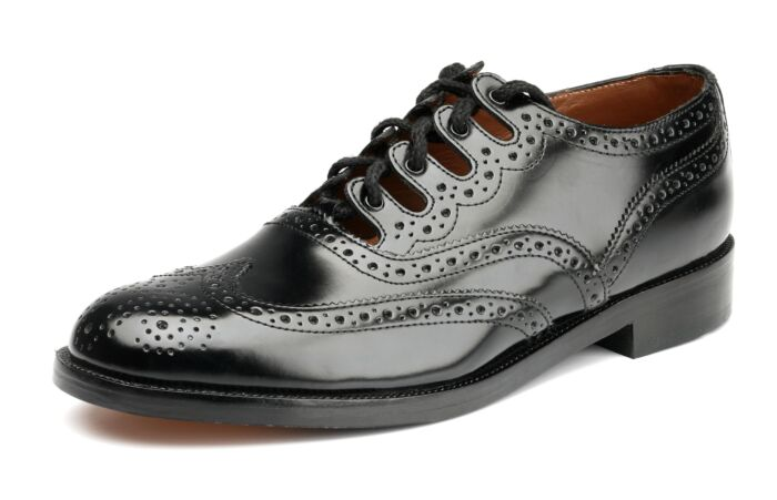 Ghillie brogues
