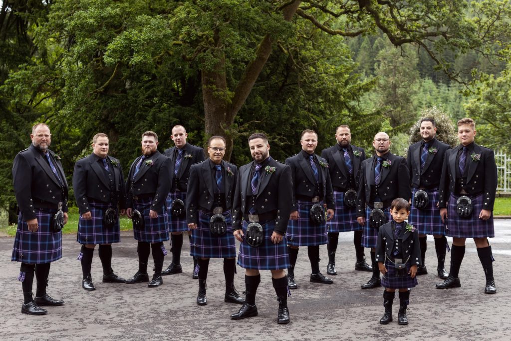 what shirt to wear with kilt